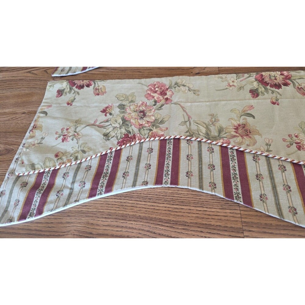 Country Curtains Floral Beige 100% Cotton Made in USA Pair 52"x14" Discontinue - Picture 3 of 8